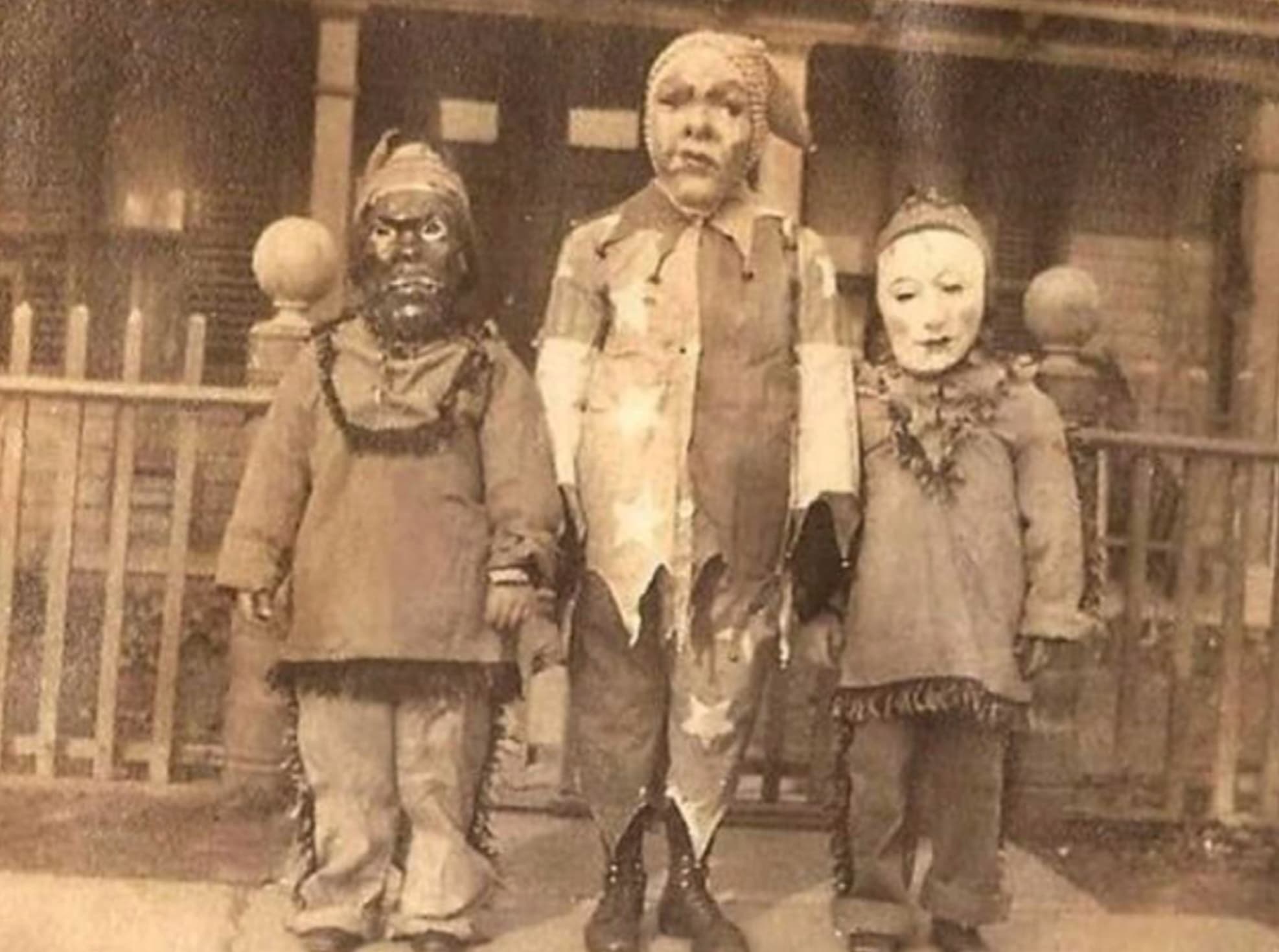 creepy halloween kids